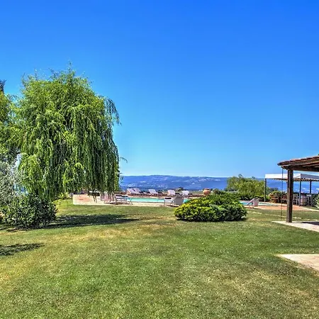 Casal Del Salice 10, Emma Villa *