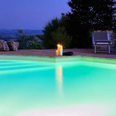 Casal Del Salice 10, Emma Todi